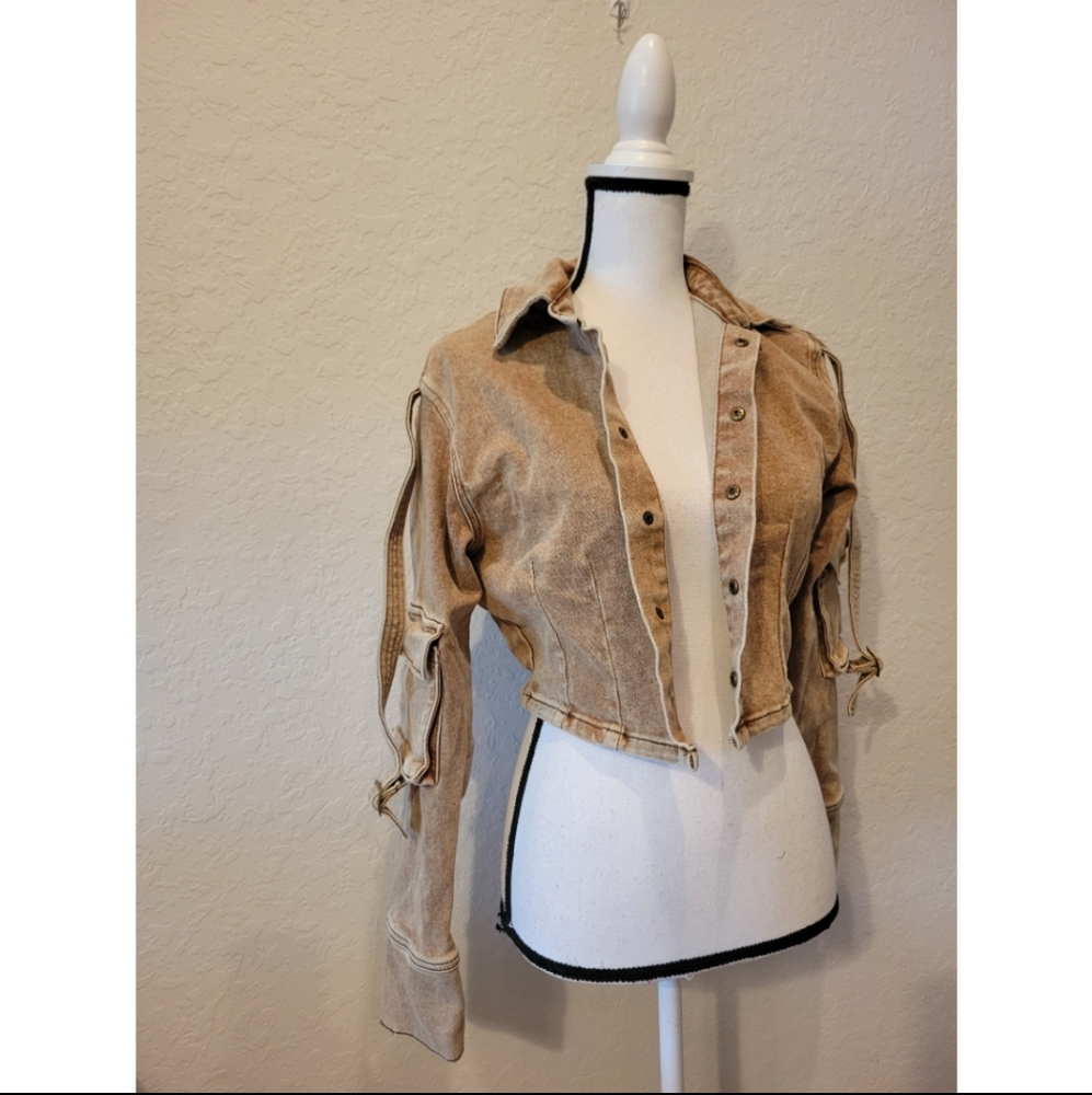 Tan Cropped Cargo Jacket - Picture 2 of 3
